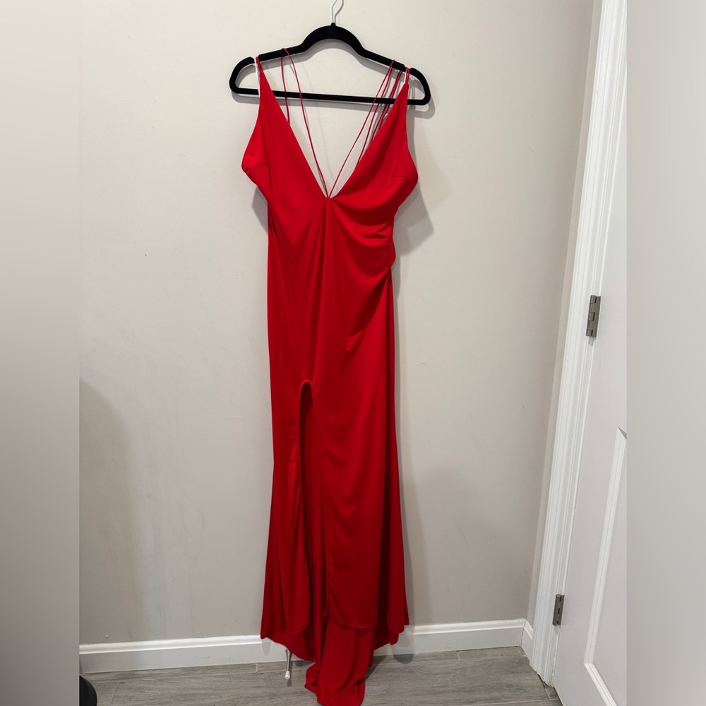 Elegant Red Maxi Dress